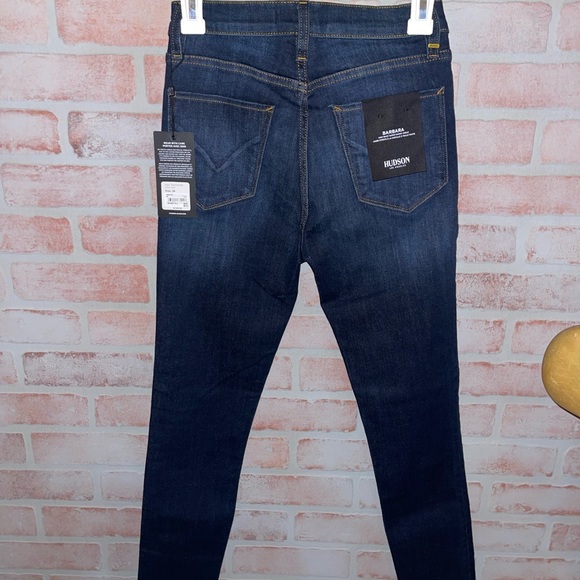 NWT Hudson Barbara High Rise Distressed Skinny Jeans Size 26 - Picture 5 of 5